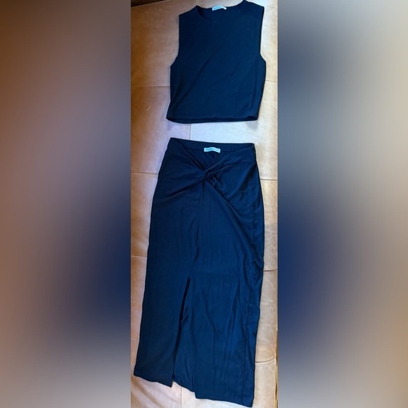 Reformation Rylan Knit Set (size S) - Picture 6 of 14